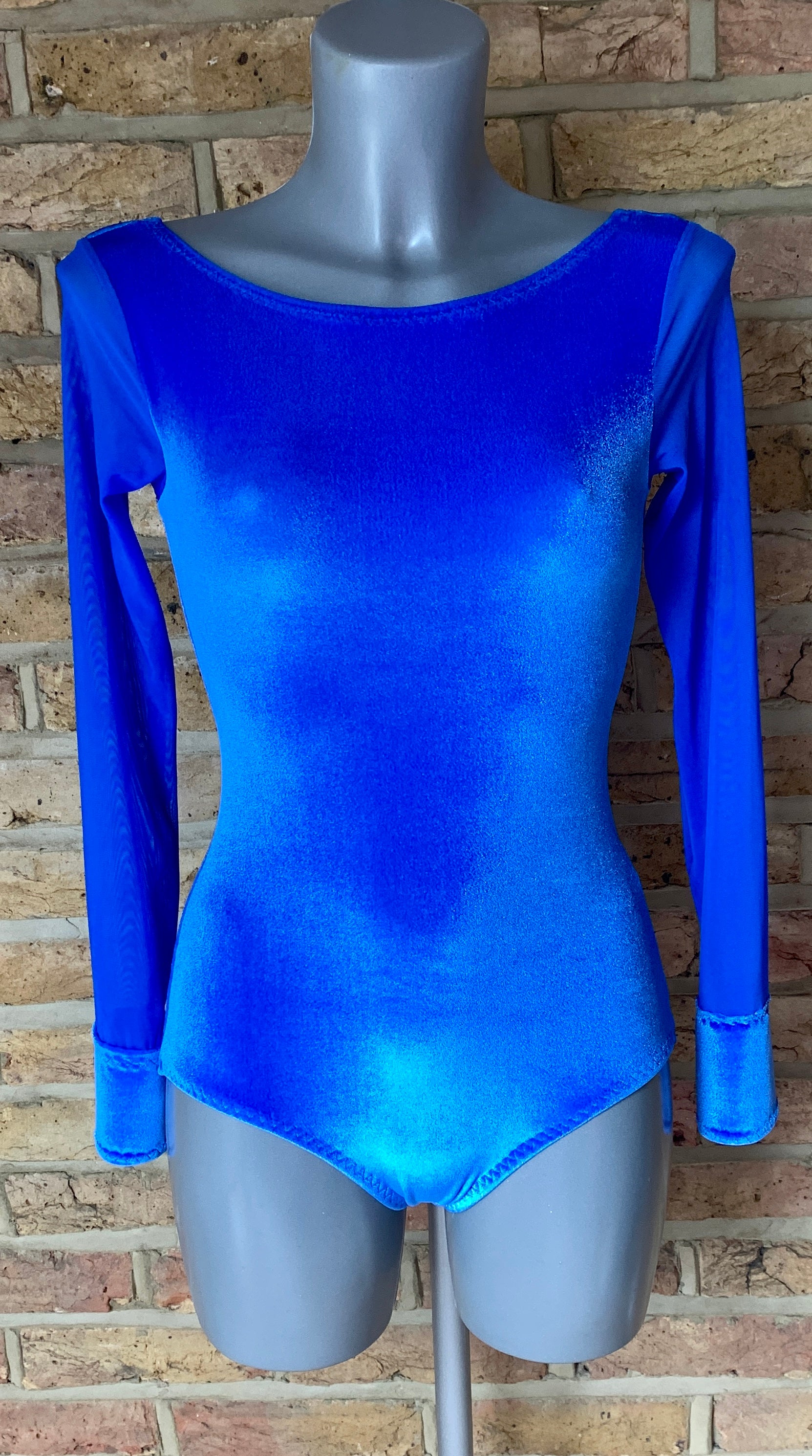 Alessandra Leotard