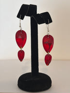 2 Drop Earrings in Pear drop