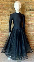 Victoria Ballroom Two Piece Set | DSI Colours