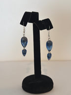 2 Drop Earrings in Pear drop