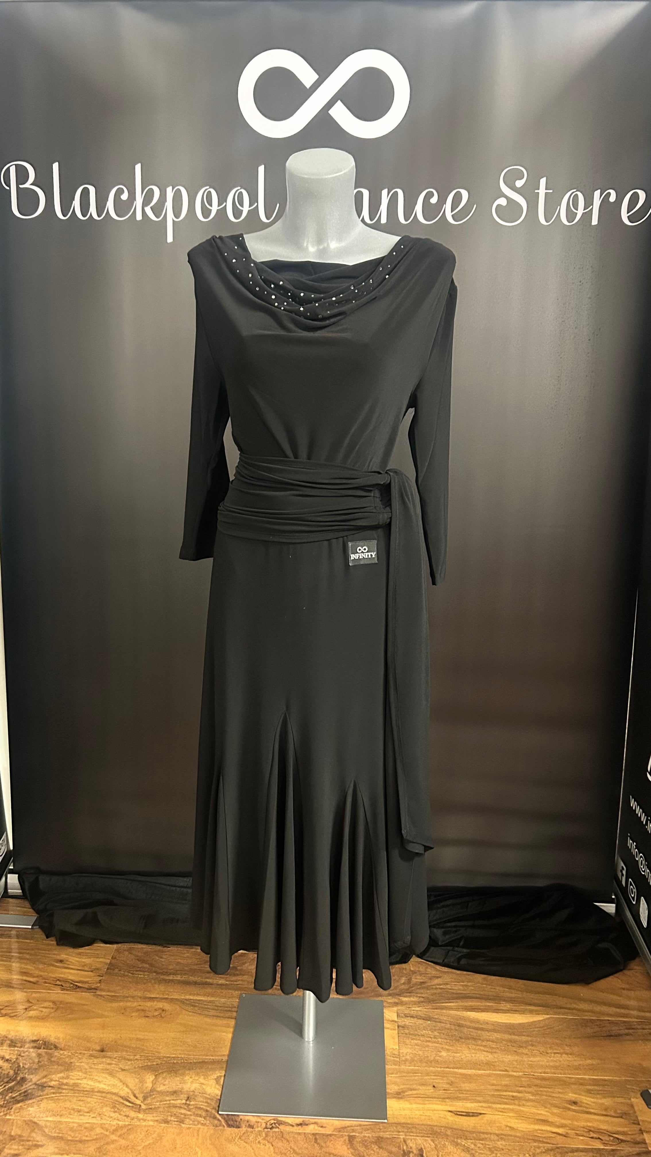 Practice / Social Skirt