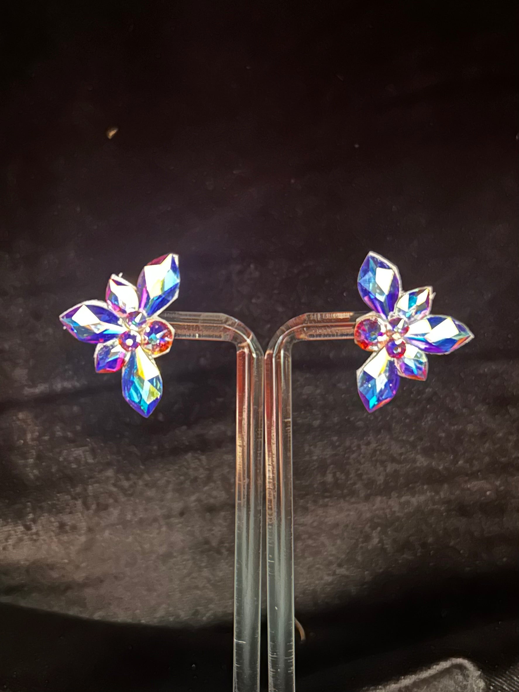 Willow Statement Earring