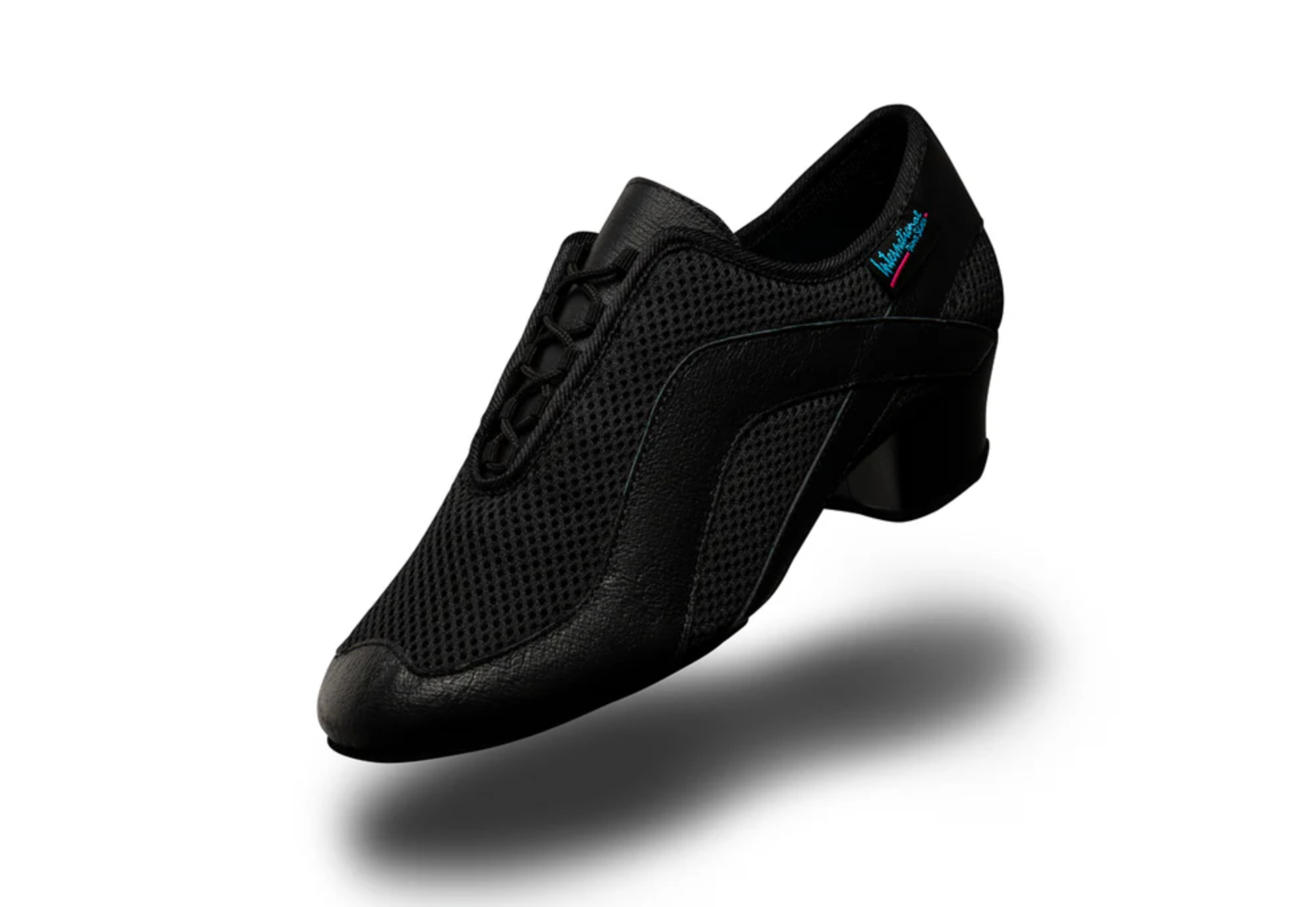 Fusion SS - Black Leather/AirMesh